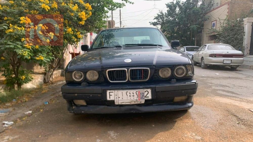 بی ئێم دەبڵیو سیریەس 5